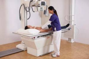 How is radiography performed?