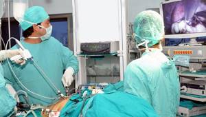 laparoscopy to remove ovarian cyst