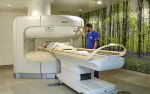 open low-field MRI scanner