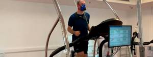 Taking a treadmill test at the AlterMedica medical center in Balashikha